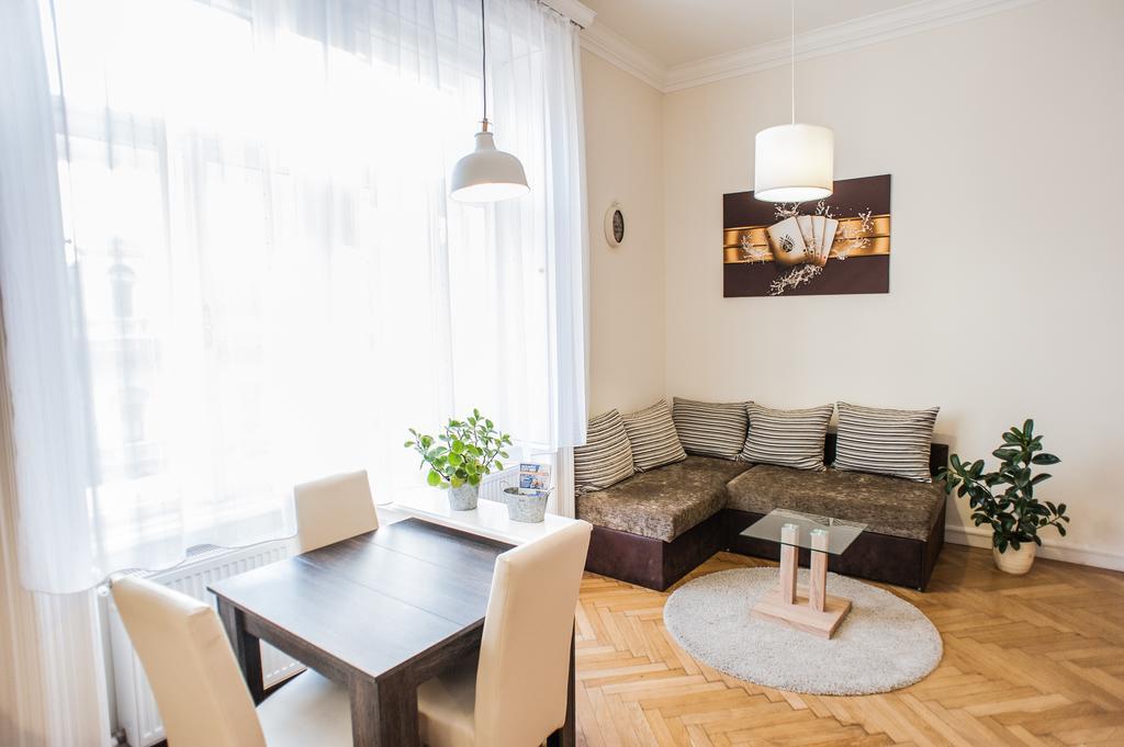 All In Apartman Budapest Habitación foto
